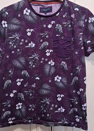 Футболка стильная