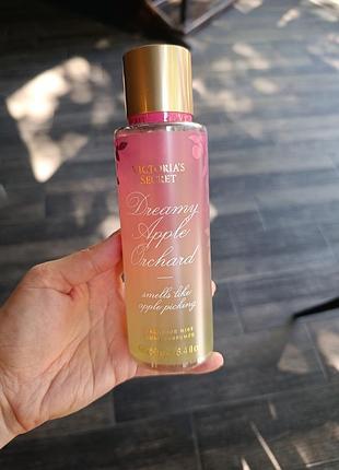 Dreamy apple orchard - парфюмированный спрей (мист) для тела victoria’s secret, 250 мл