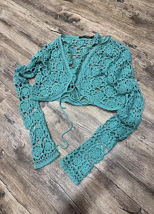 Вʼязана кофтинка накидка кручком балеро