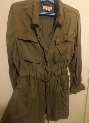 Удлиненная ветровка