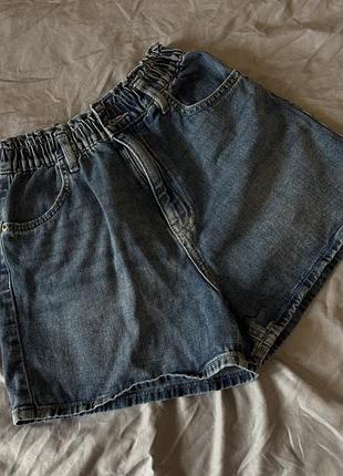 Джинсові шортики