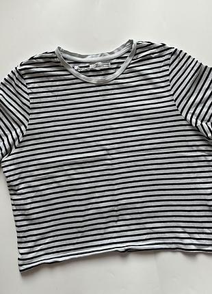 Футболка жіноча від reserved