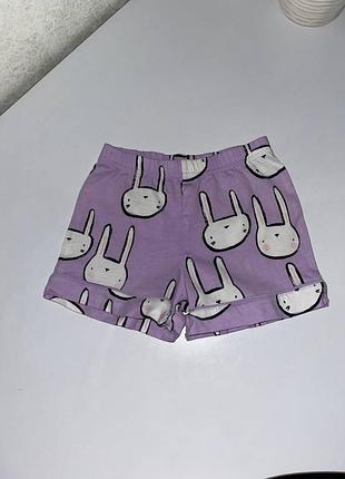 Фірмені шорти