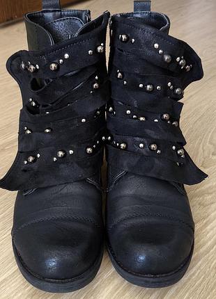 Сапожки женские черные из искусственной кожи