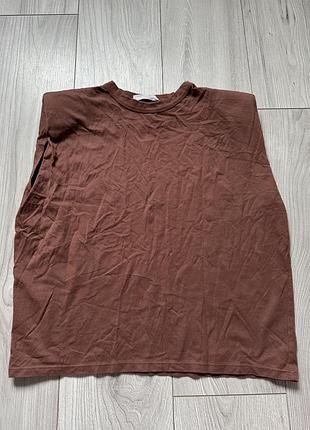 Футболка топ з плечиками шоколадна базова