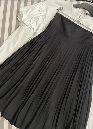 Чорна спідниця плісе міді під замшу розмір s
