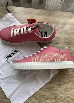 Кожаные кроссовки сникерсы moschino оригинал р 36