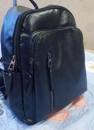 Черный женский рюкзак (кожам)