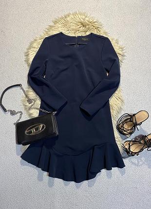 Гарна стильна сукня розмір s