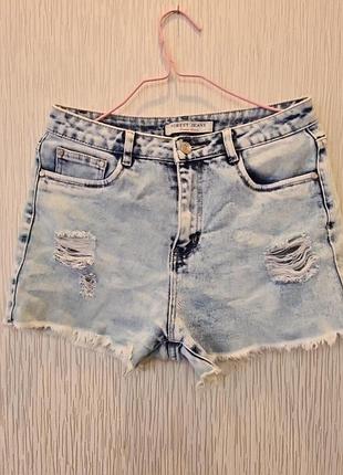 Шорти жіночі