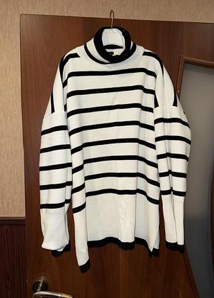 Світер в полоску