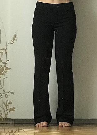 Брюки чорного кольору кльош укр виробника