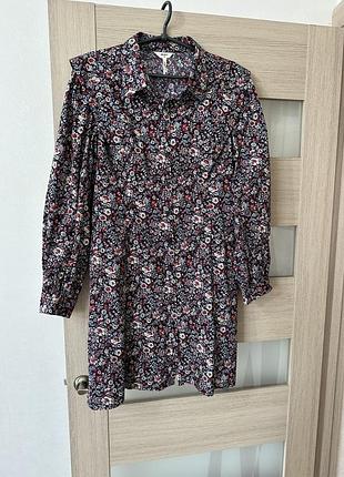 Коротка сукня