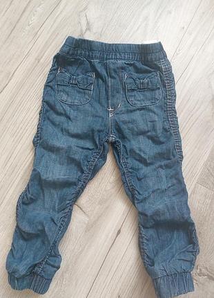 Джинсы для девочки на 2-3 года