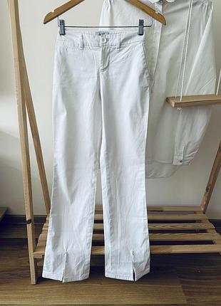 Котонові штани білого кольору з розрізами esprit розміру xs,s