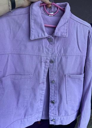 Джинсовий піджак лавандового відтінку