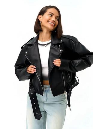 Ідеальна косуха черная куртка оверсайз косуха