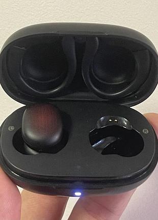 Кейс и левый наушник xiaomi amazfit powerbuds б/у