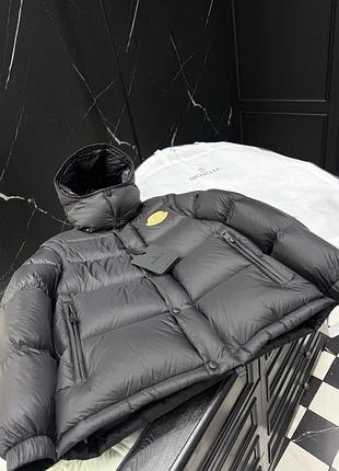 Пуховик монклер