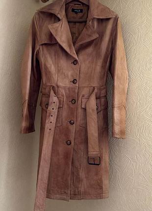 Новий шкіряний плащ, тренч