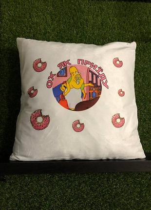Подушка с принтом плюшевая ох в виде приида, белая 45х45 (248)