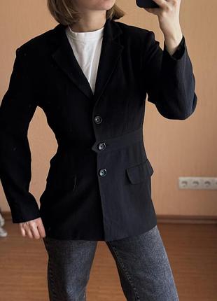 Приталений оверсайз чорний піджак mexx