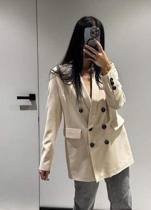 Стильний жакет