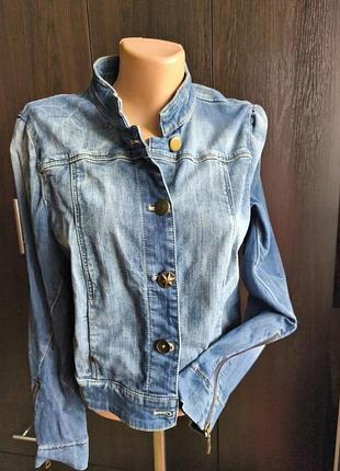 Джинсовый пиджак женский