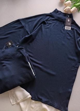 Фирменный джемпер