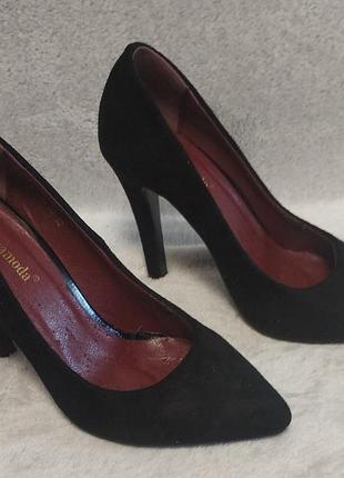 Женские замшевые туфли лодочки marinamoda на маленькую ножку