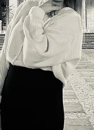 Кардиган жіночий білий