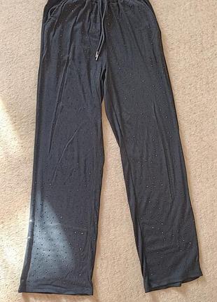 Новые брюки в камни