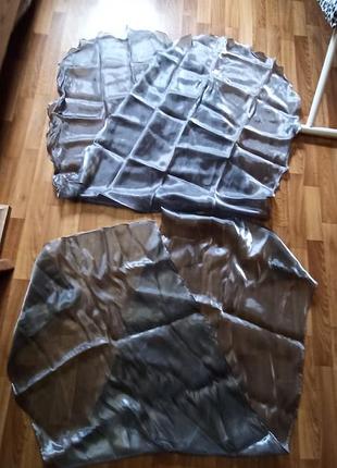 Накидки из прозрачной скользкой ткани две штуки