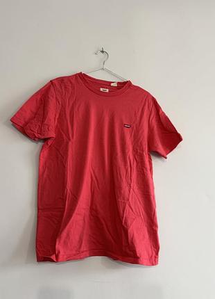 Футболка levis