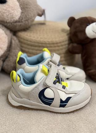 Шкіряні кросівки clarks 22,5 р, 13,5 см