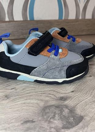 Дитячі кросівки фірми clarks, довжина устілки 13,5 см