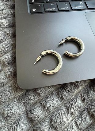 Сережки на силіконовій застібці