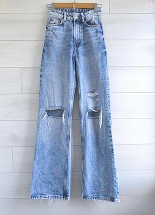 Джинсы длинные широкие wide leg с рваностями bershka eur 32 р.979 4 р. высокая посадка палаццо/палаццо