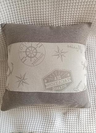 Подушка декоративная в серых тонах 45х45