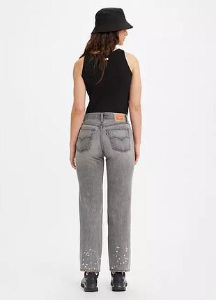 Женские джинсы levi’s серые с эффектом мелированных брызг