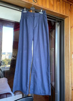 Hollister штани брюки мʼякі жіночі широкі темно сині висока посадка розмір с