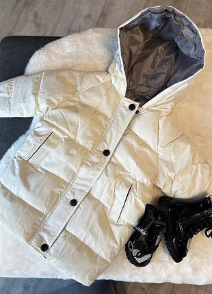 Осіння куртка для дівчинки