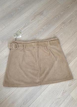 Бежева вельветова міні спідниця з ременем у розмірі xl