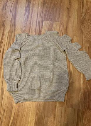 Вʼязаний светрик