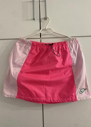 Nike оригінальна нейлонова  юбка в новому стані