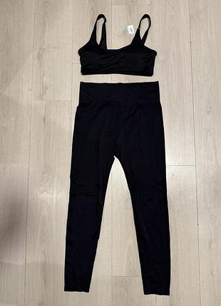 Костюм для спорту (лосіни, велосипедки, топ)