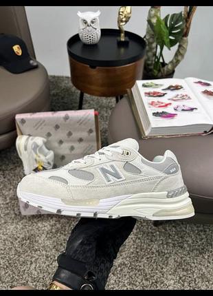 Чоловічі кросівки new balance 992 light grey