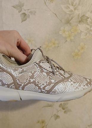 Кроссовки geox respira 40 р на стопу 26 см натуральная кожа