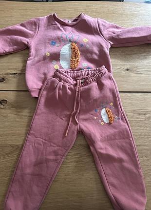 Флісовий костюм для дівчинки розмір 104
