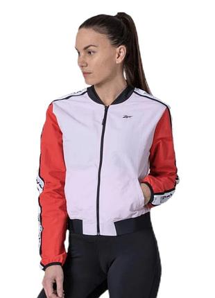 Класна куртка вітровка бомбер reebok оригінал